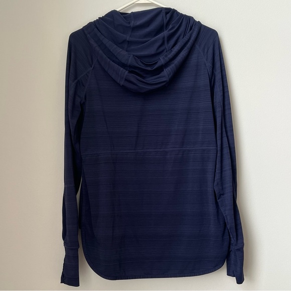 Athleta Baja UPF Navy Blue Jacket Size Medium Hooded Running Jacket - Picture 5 of 9